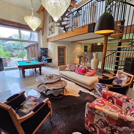 Le Corrigot Hotel Pierry Bagian luar foto