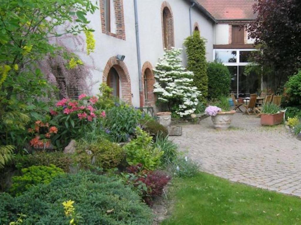 Le Corrigot Hotel Pierry Bagian luar foto