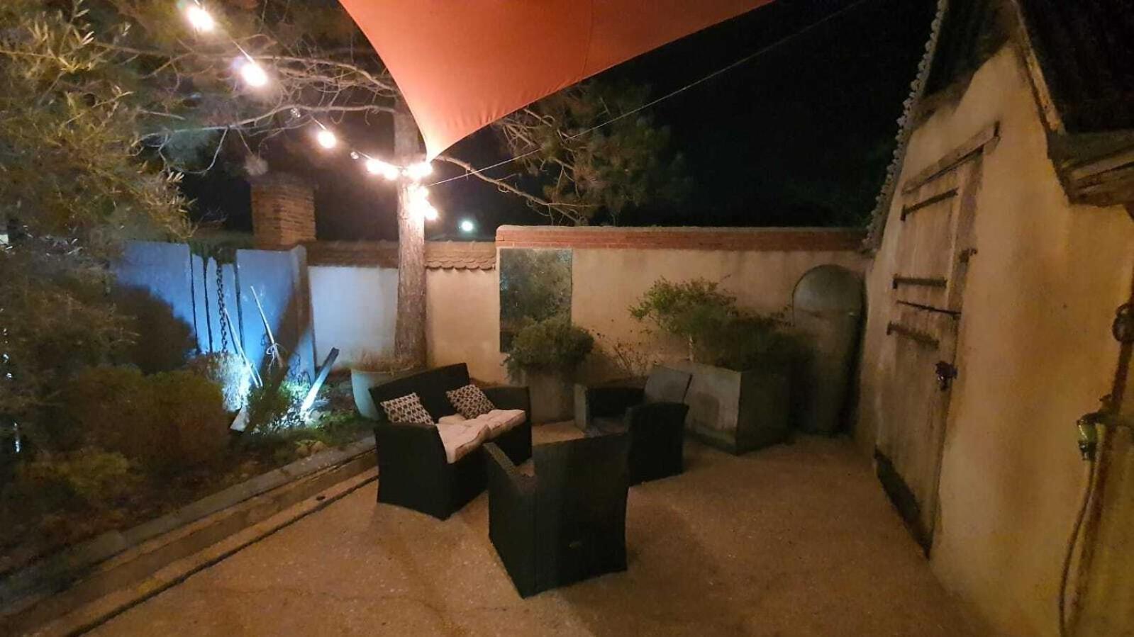 Le Corrigot Hotel Pierry Bagian luar foto
