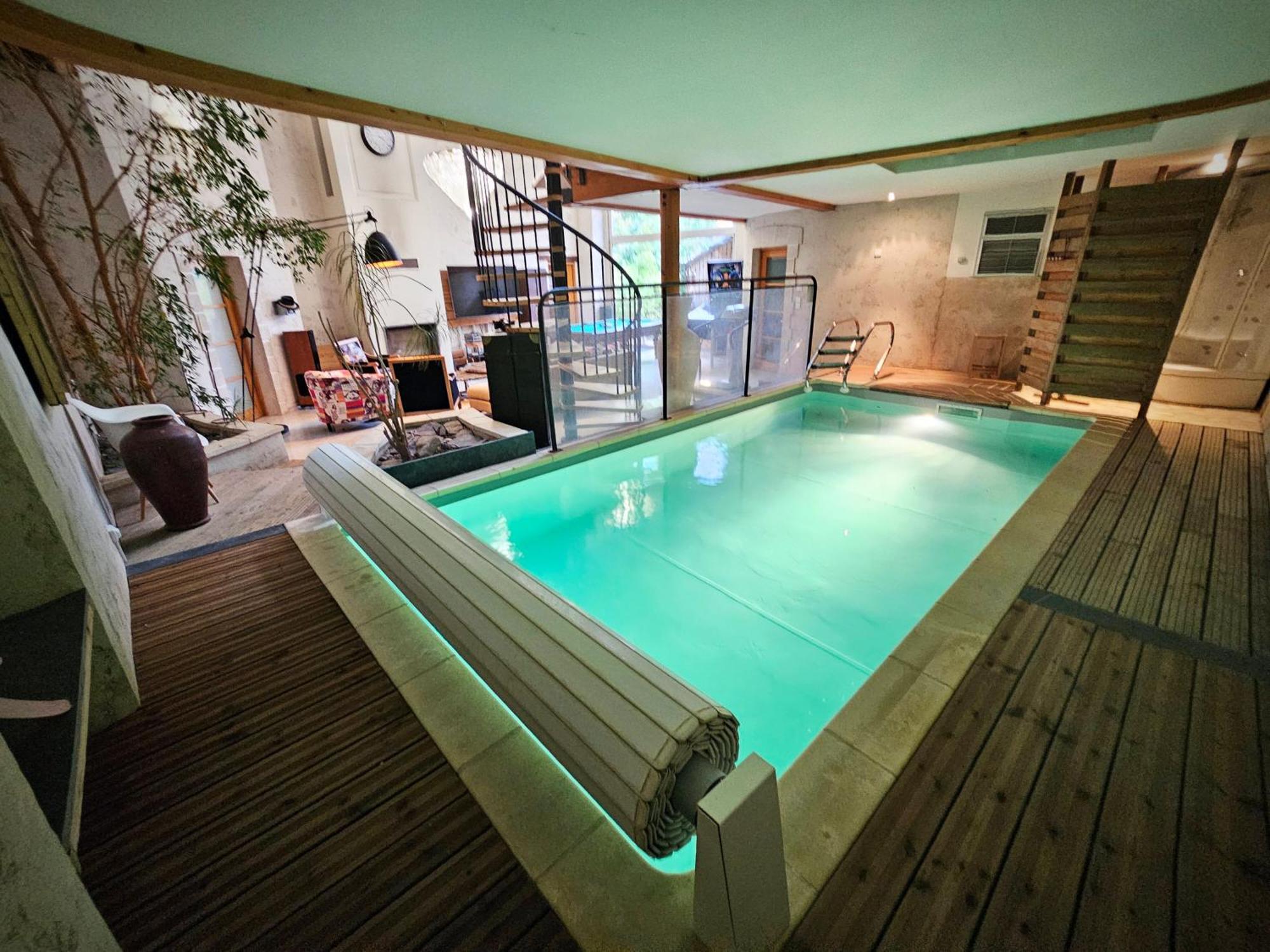 Le Corrigot Hotel Pierry Bagian luar foto