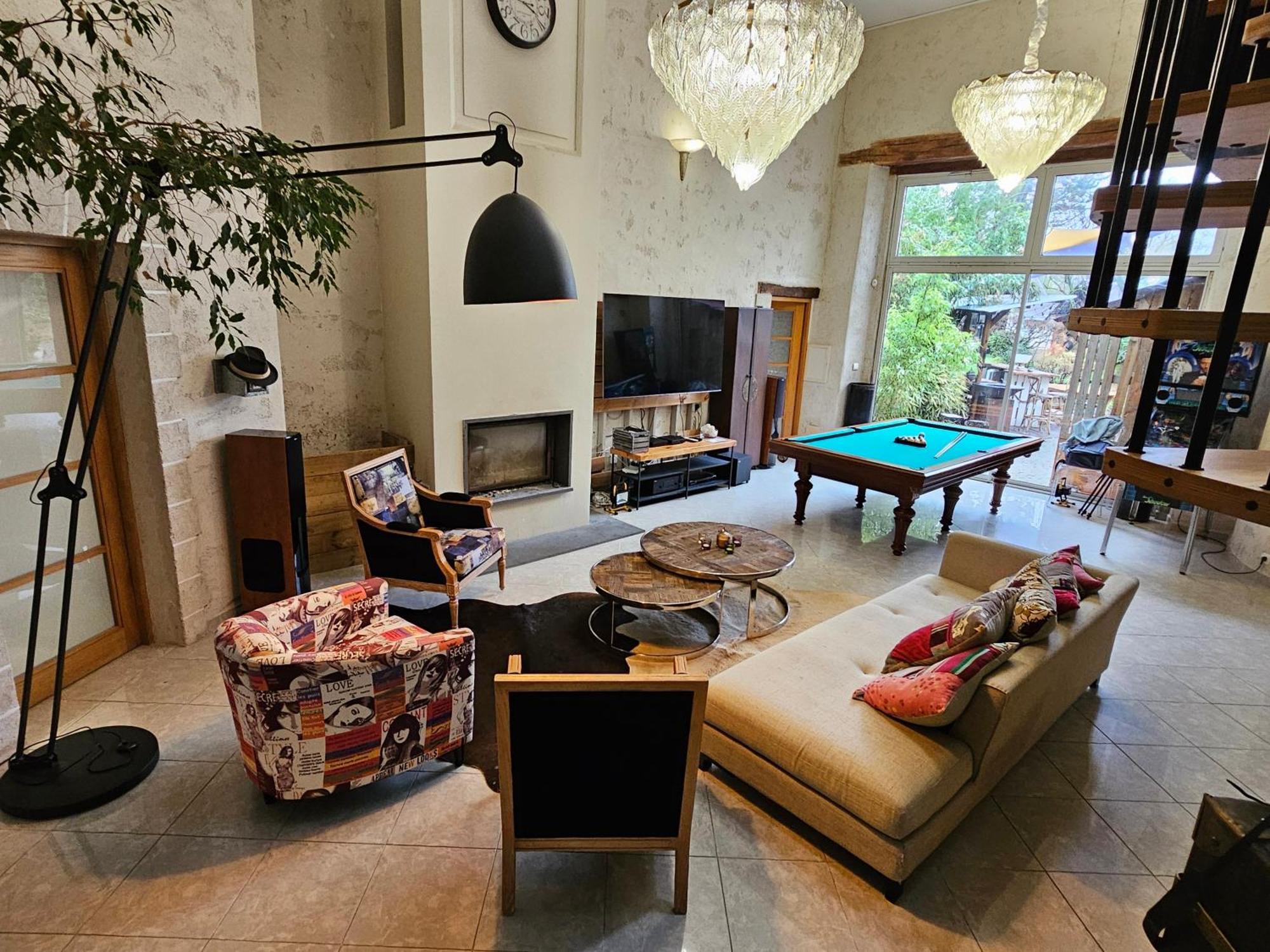Le Corrigot Hotel Pierry Bagian luar foto